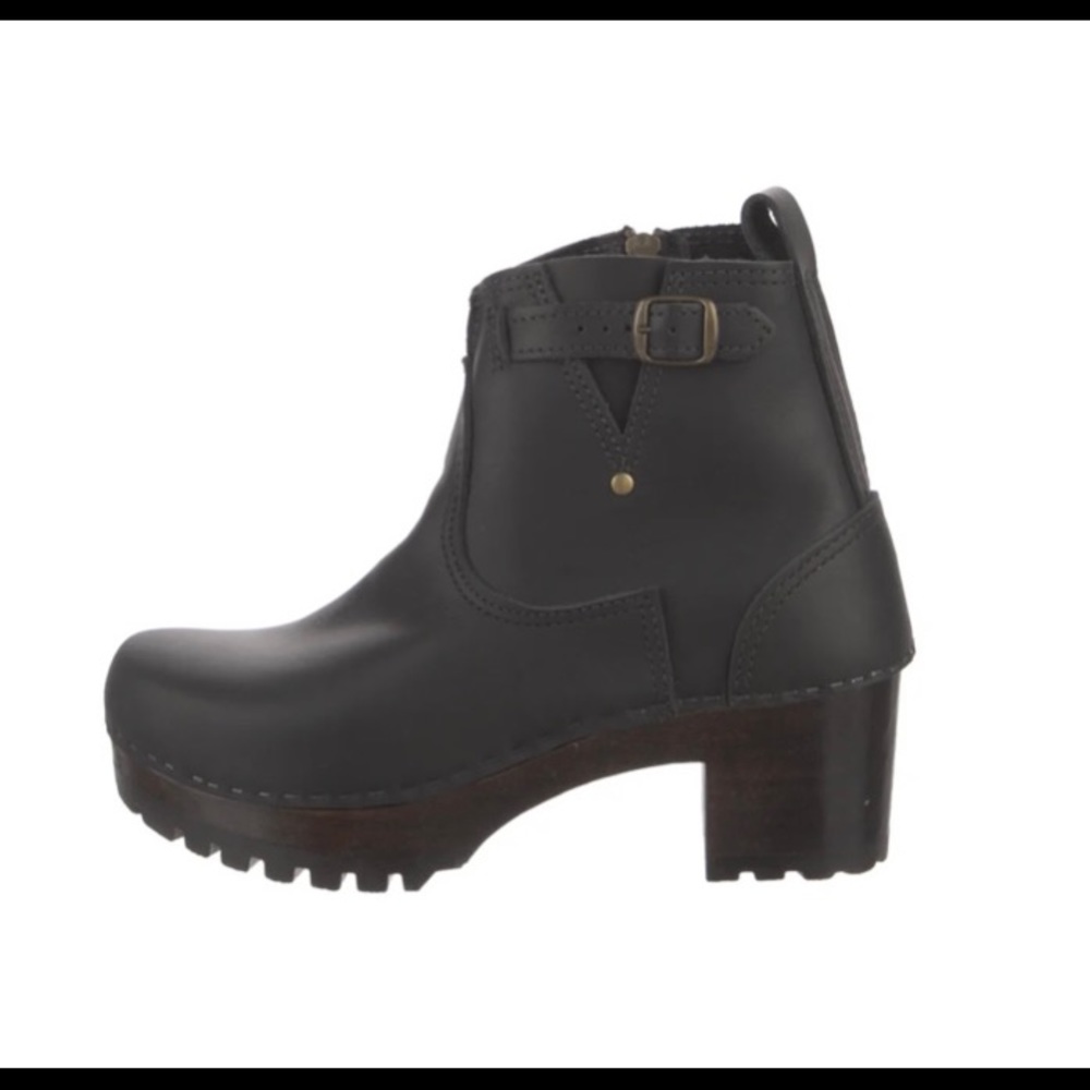 No.6 5" Leather Clog Buckle Boot on Mid Heel in Black SZ 40
